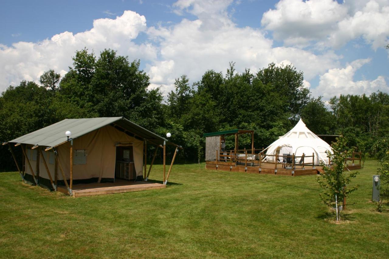 Safari At La Petite Lande Hotel Thiviers Buitenkant foto